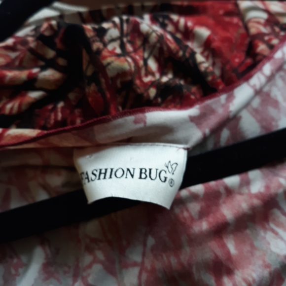 Fashion Bug multicolored top with 3/4 sleeves - Picture 3 of 4